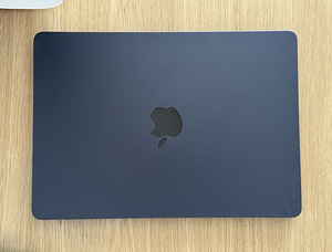 Apple Macbook Air 13 M2 2023 16/256GB MdN ENG/RUS uueväärne (1 foto / 6)