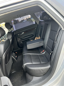 AUDI A6 AVANT (11 фото из 11)