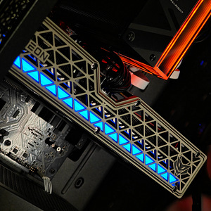 Mänguarvuti / AMD Ryzen 7 7800X3D + RX 9060 XT 16GB (5 foto / 8)