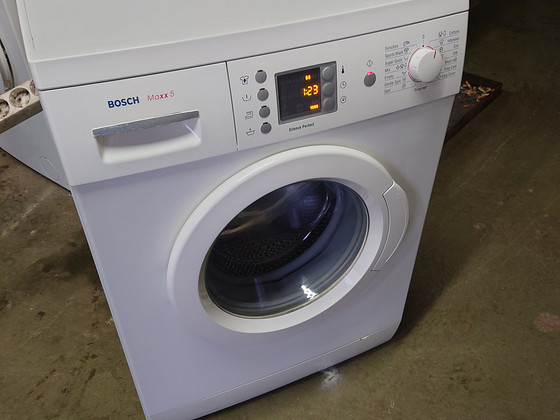 Kitsas pesumasin BOSCH 5 KG