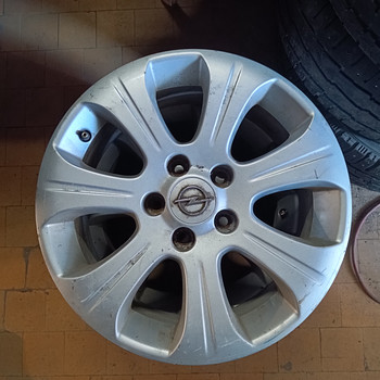 R16