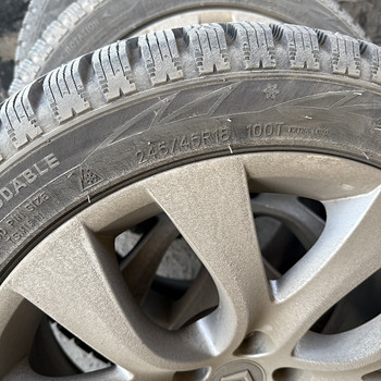 Citroen C5 originaalveljed 5x108