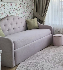 Sofa (1 foto / 2)