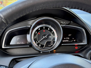Mazda CX3 2015 2.0l 110kW (12 foto / 15)