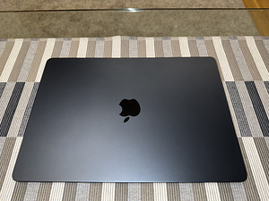MacBook Air 15" M4 16/256 Midnight Rus/Eng (4 фото из 10)