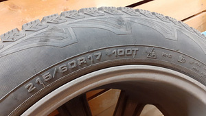 Komplekt: veljed R17 (5x114.3), rehvid 215/60 R17 (3 foto / 6)