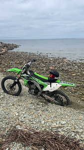 Kawasaki kx250f (2 foto / 10)