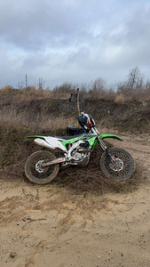 Kawasaki kx250f (4 foto / 10)