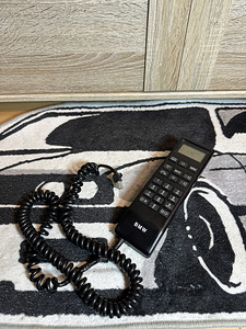 BMW E39 must käetugi pod telefon+telefon+kontroller (3 foto / 7)