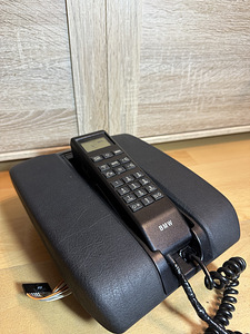 BMW E39 must käetugi pod telefon+telefon+kontroller (5 foto / 7)