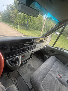 Renault Master, смена владельца 55€ (7 фото из 8)