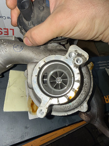 VAG Turbo 05E145701N (3 фото из 4)
