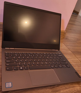 Lenovo 13s-IWL i5/8gb/240gb в очень хорошем состоянии. (1 фото из 3)