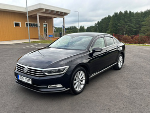 Volkswagen Passat (1 фото из 6)