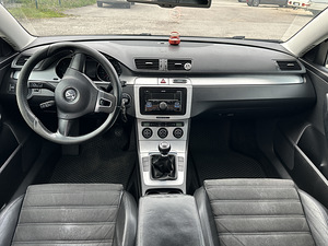 Passat B6 4 motion. 2.0 tdi 2009 (7 фото из 10)
