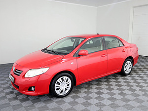 Toyota Corolla Linea Sol 1.6 91kW (2 фото из 8)