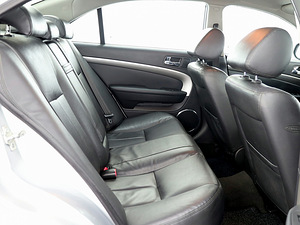 Chevrolet Epica Luxury ATM 2.0 VCDi 110kW (7 фото из 7)