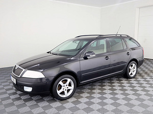 Skoda Octavia Comfortline 2.0 TDI 103kW (2 фото из 7)