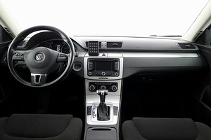 Volkswagen Passat Comfortline Facelift ATM 2.0 TDI 103kW (5 фото из 7)