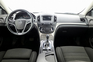 Opel Insignia Sports Tourer Facelift ATM 2.0 CDTi 120kW (5 фото из 7)