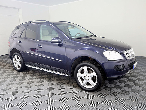 Mercedes-Benz ML 350 Luxury ATM 3.5 200kW