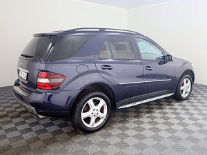 Mercedes-Benz ML 350 Luxury ATM 3.5 200kW (3 фото из 7)