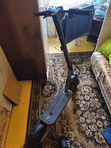 Xiaomi Electric Scooter 6 Max (2 фото из 9)