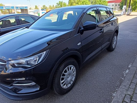 OPEL GRANDLAND X