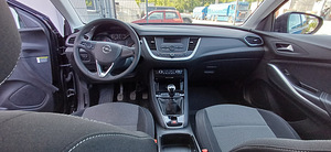 OPEL GRANDLAND X (7 foto / 11)