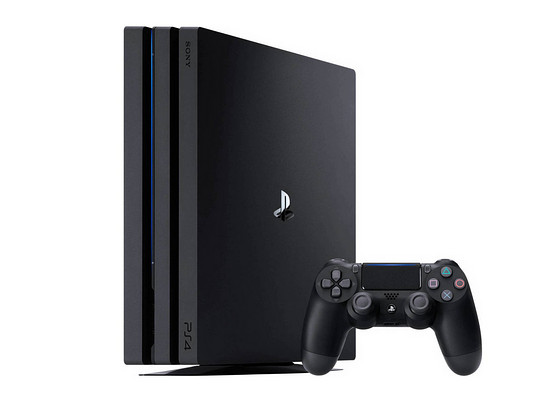 Sony PlayStation 4 (PS4) Pro 1TB + Controller