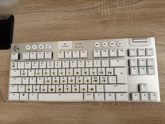 Logitech G915 TKL