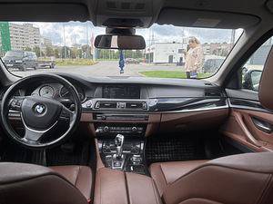 BMW 525d 160 кВт (7 фото из 14)