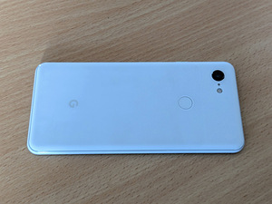 Google Pixel 3XL (1 foto / 2)