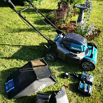 Akumuruniiduk Makita DLM530
