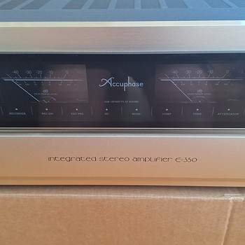 Accuphase E-350