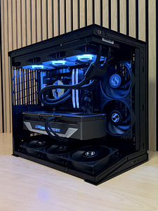 Ryzen 7 7700X | 16GB DDR5 | RTX 3080 | 1TB M.2 SSD (1 foto / 5)