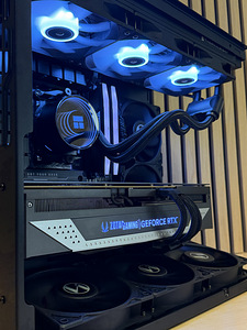 Ryzen 7 7700X | 16GB DDR5 | RTX 3080 | 1TB M.2 SSD (5 foto / 5)