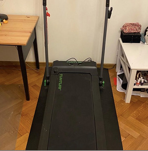 Беговая дорожка TUNTURI CARDIO FIT T10 TREADMILL (4 фото из 4)