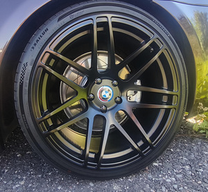 Новые диски R19 5X120 с шинами (2 фото из 6)