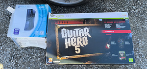 Набор Guitar Hero 5 + Xbox 360 (1 фото из 3)