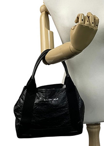 Сумка Balenciaga cabas XS (2 фото из 10)