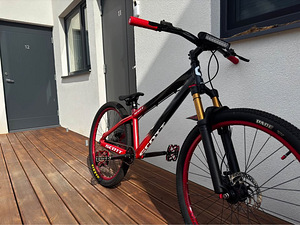 Scott Voltage YZ 0.2 дёртджампер (2 фото из 4)