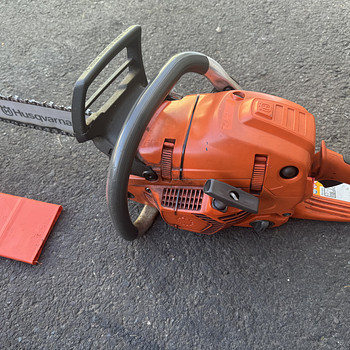Husqvarna 555 mootorsaag