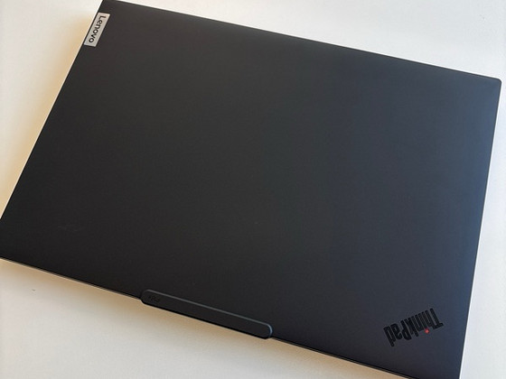 Lenovo ThinkPad P16s Gen 4