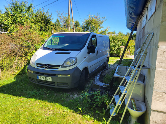 Opel Vivaro Long 2003