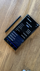 Samsung Galaxy S22 Ultra 256GB Black (1 foto / 2)