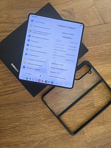 Samsung Galaxy Fold 5 12/512GB серый (1 фото из 3)