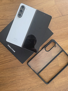 Samsung Galaxy Fold 5 12/512GB серый (2 фото из 3)