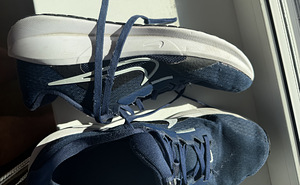 Nike кроссовки (4 фото из 5)