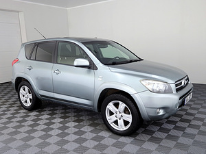 Toyota RAV4 Luxury 2.2 D-CAT 130kW (1 foto / 8)